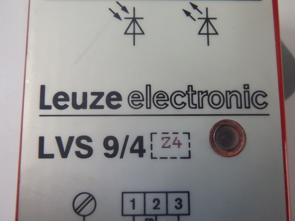 LEUZE LVS9/4