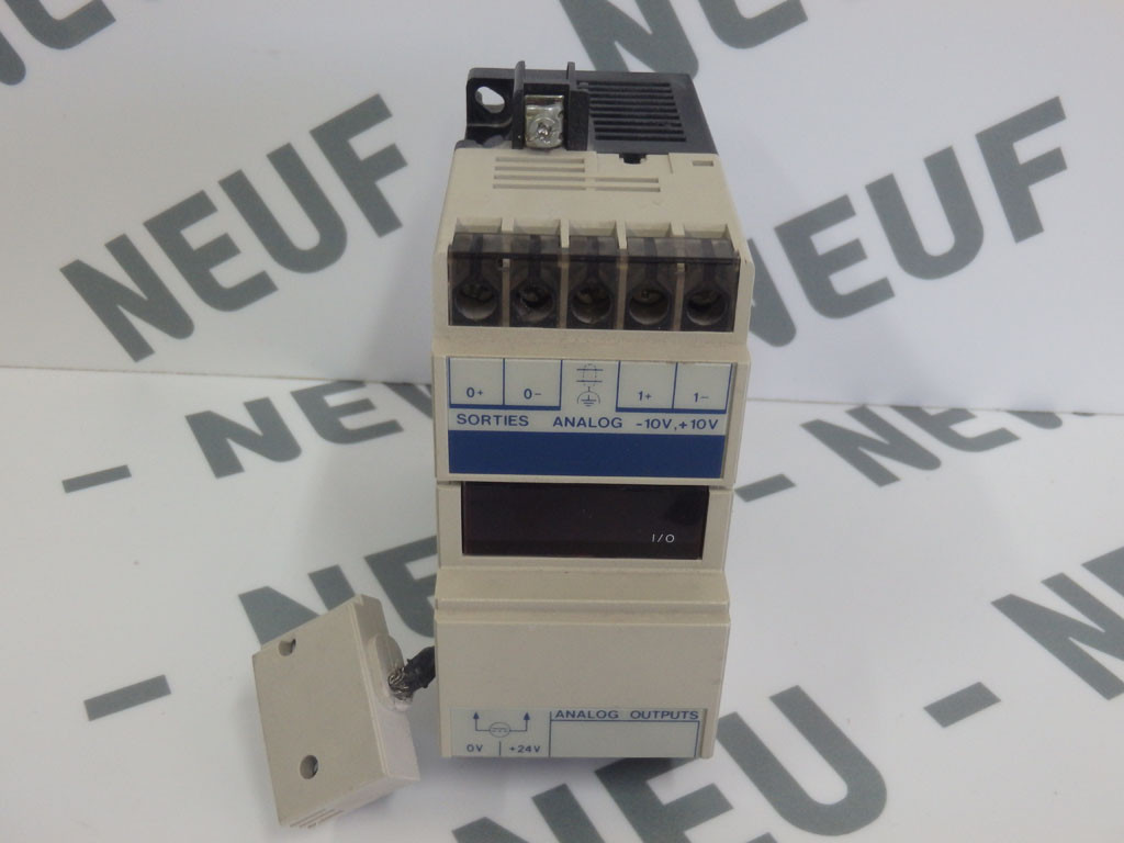 TÉLÉMÉCANIQUE  TSXAGS2000