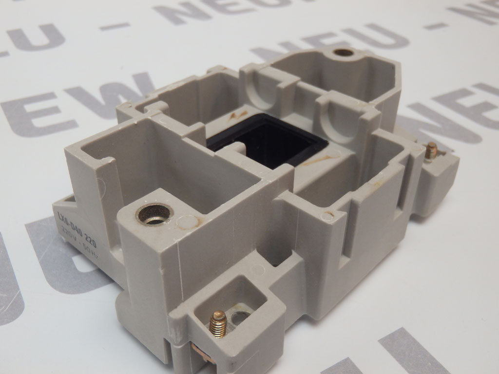 TÉLÉMÉCANIQUE  LX6D40220