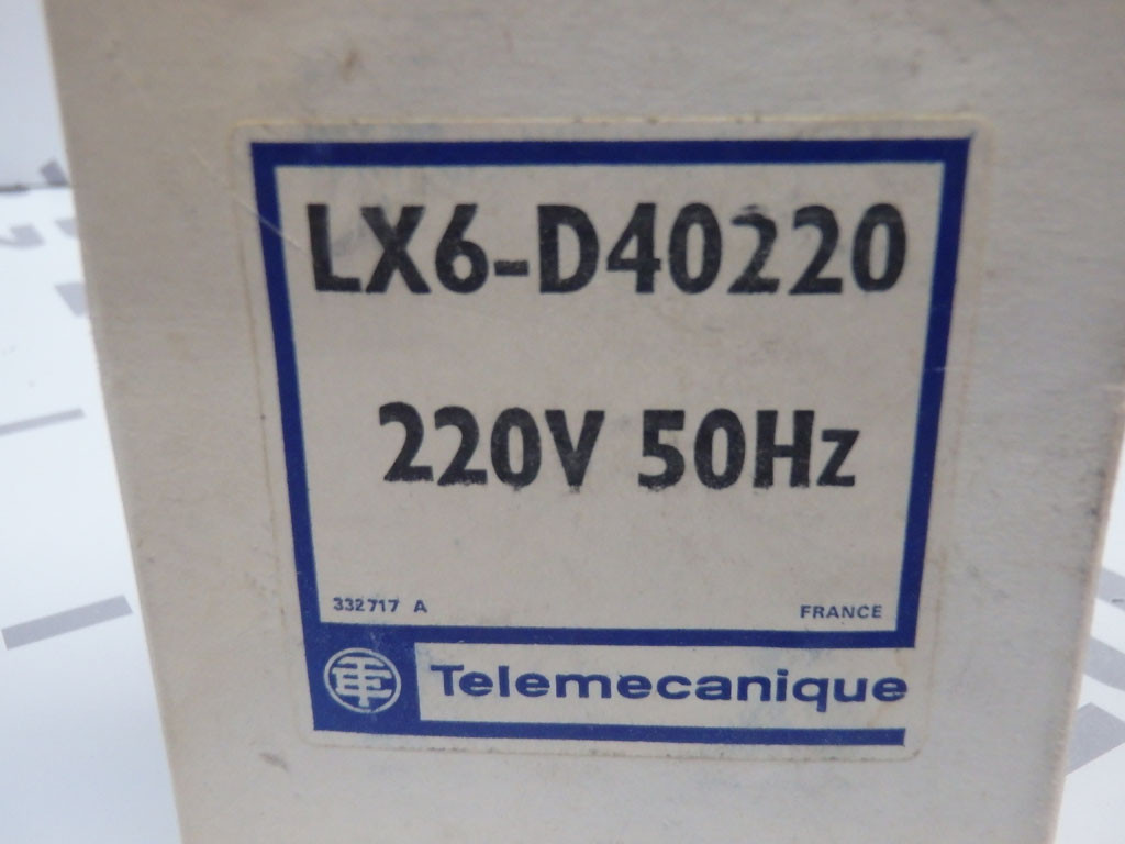 TÉLÉMÉCANIQUE  LX6D40220