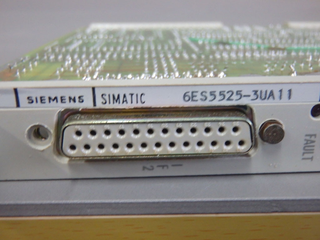 SIEMENS 6ES5525-3UA11