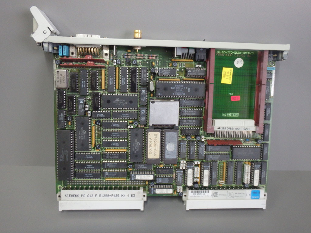 SIEMENS 6ES5526-3LF01