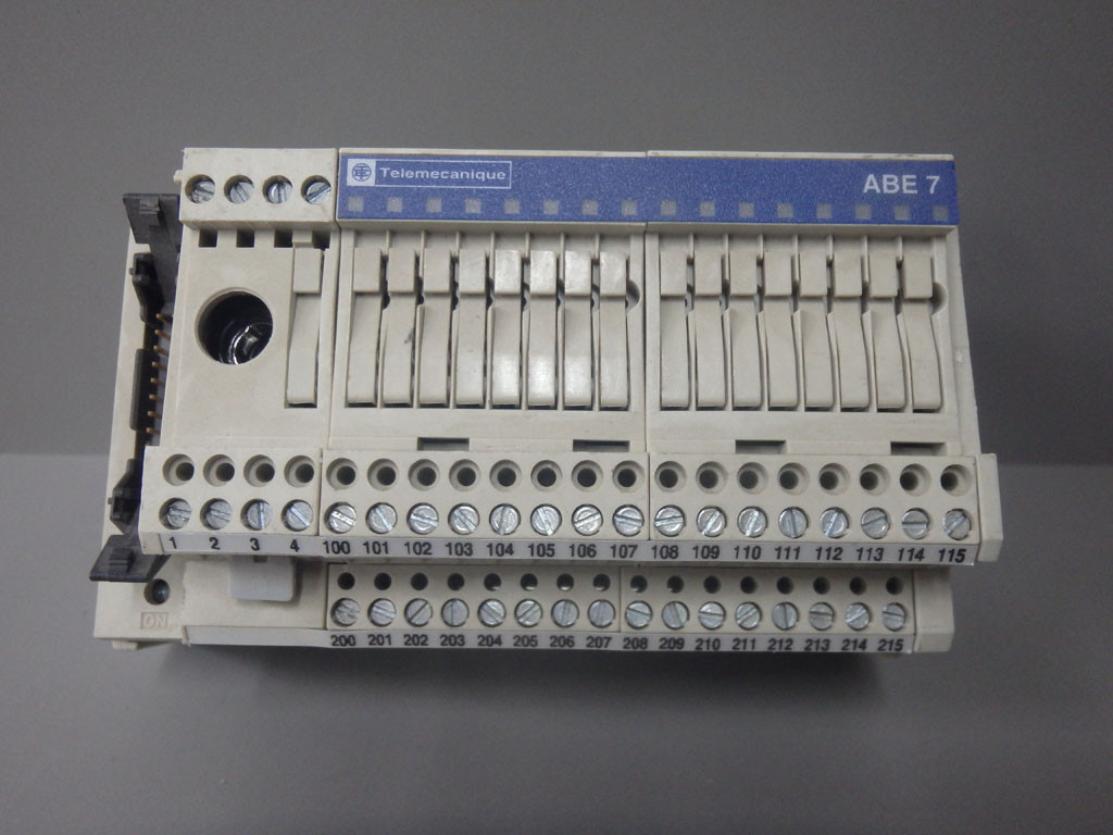 TÉLÉMÉCANIQUE  ABE7-H16S21