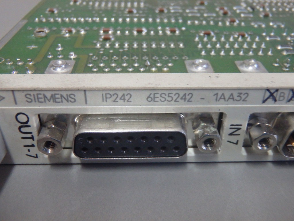 SIEMENS 6ES5242-1AA32