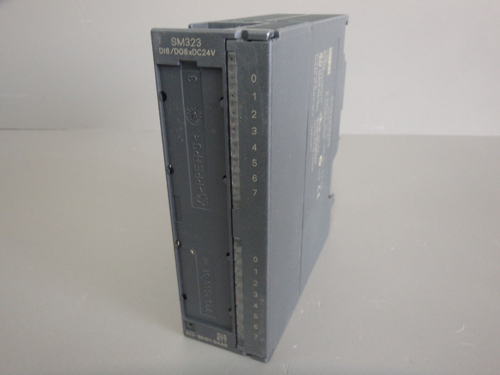 SIEMENS 6ES7323-1BH01-0AA0