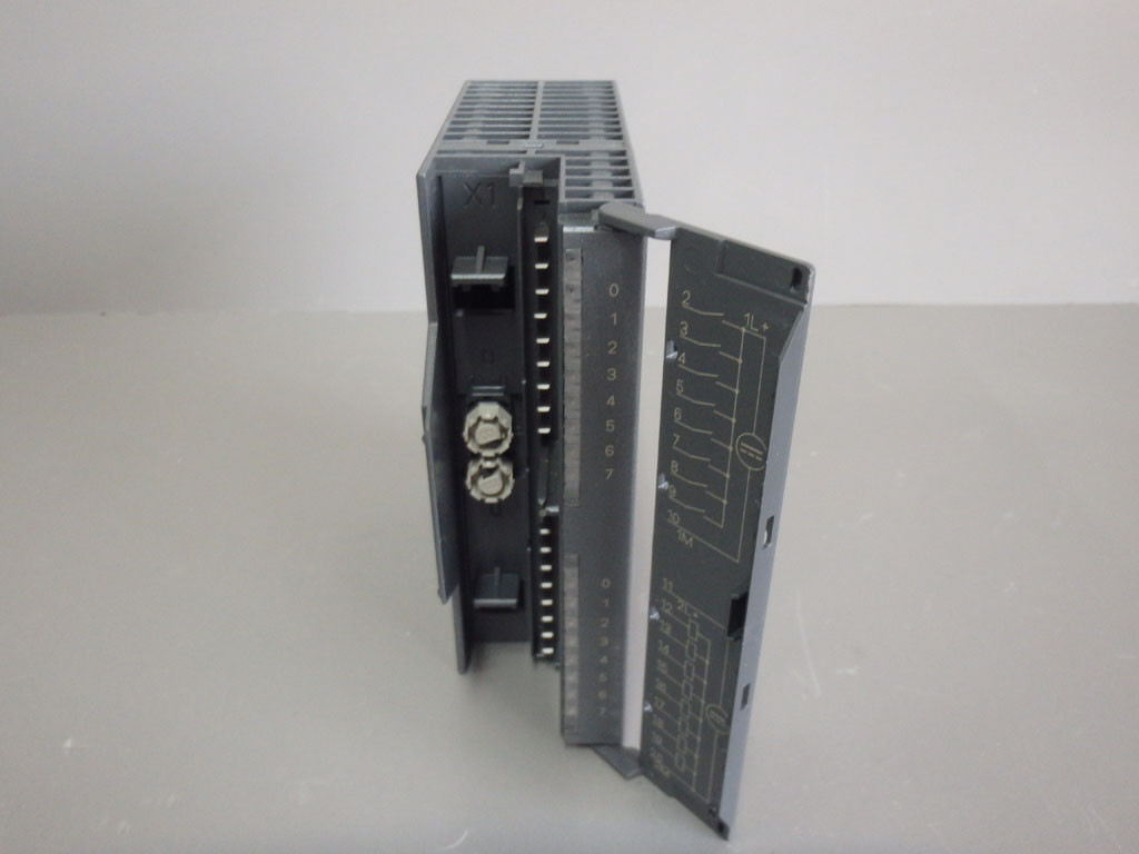 SIEMENS 6ES7323-1BH01-0AA0