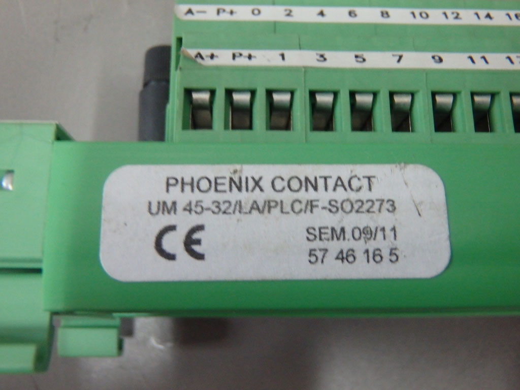 PHOENIX CONTACT UM45-32/LA/PLC/F-SO2273