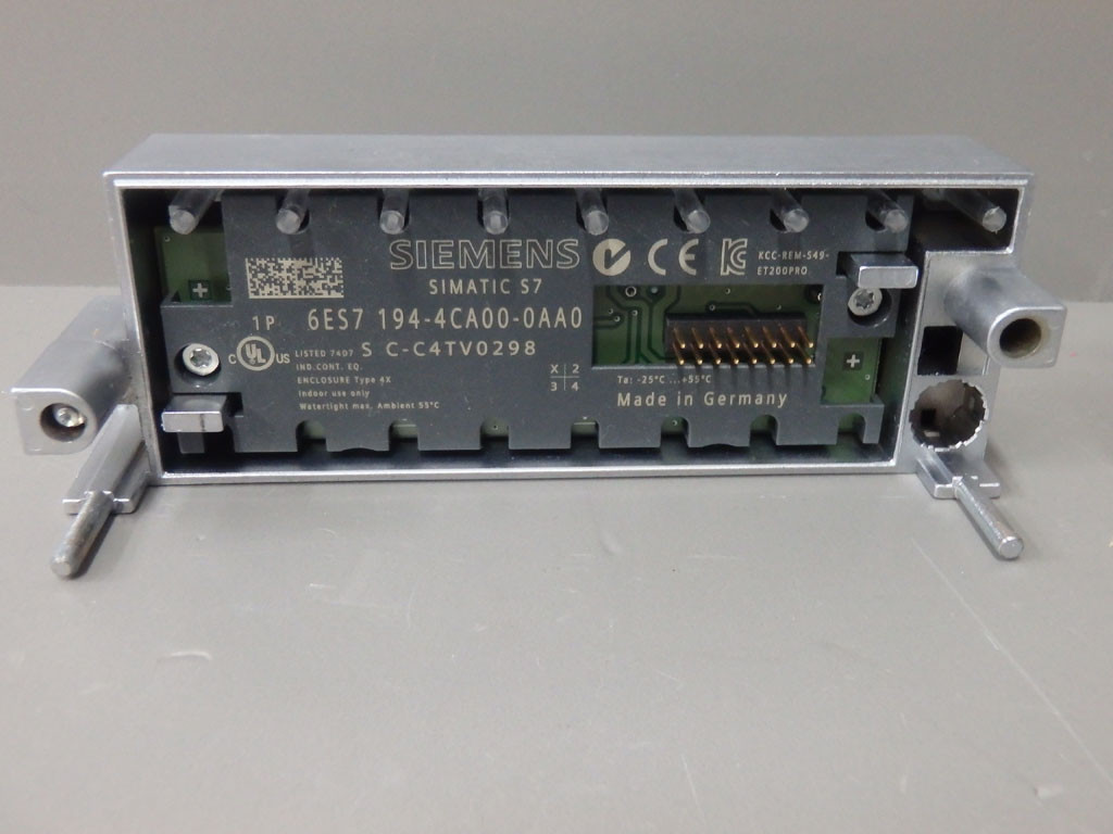 SIEMENS 6ES7194-4CA00-0AA0