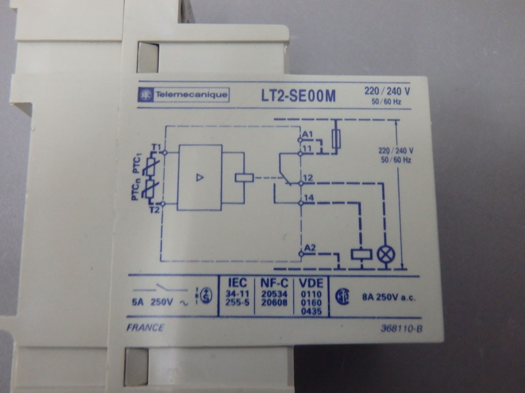 TÉLÉMÉCANIQUE  LT2-SE00M