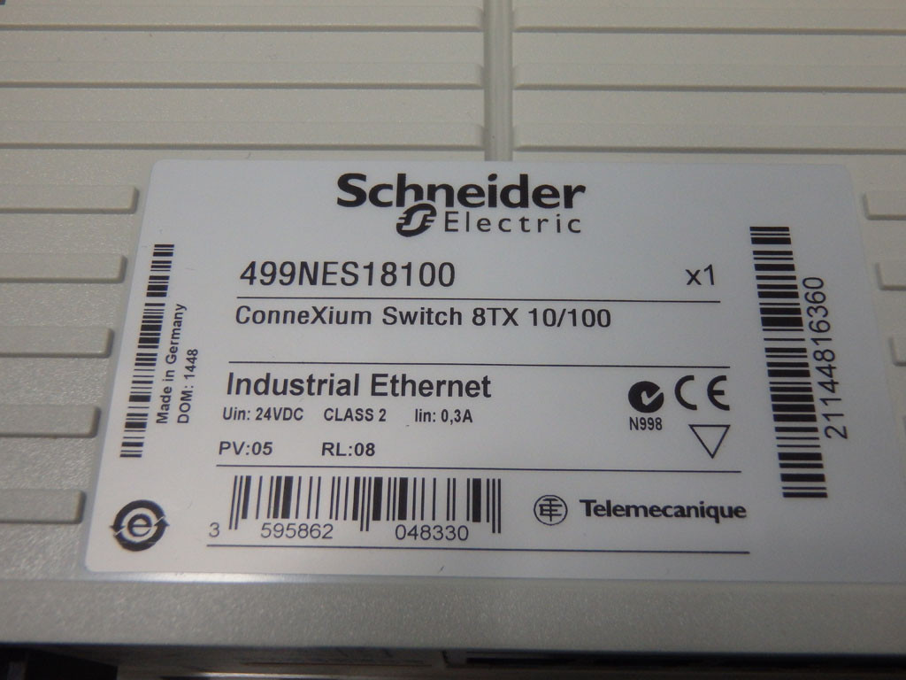 SCHNEIDER  499NES18100