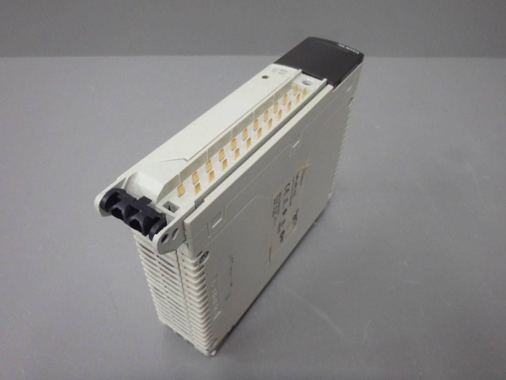 SCHNEIDER  TSXAEY414