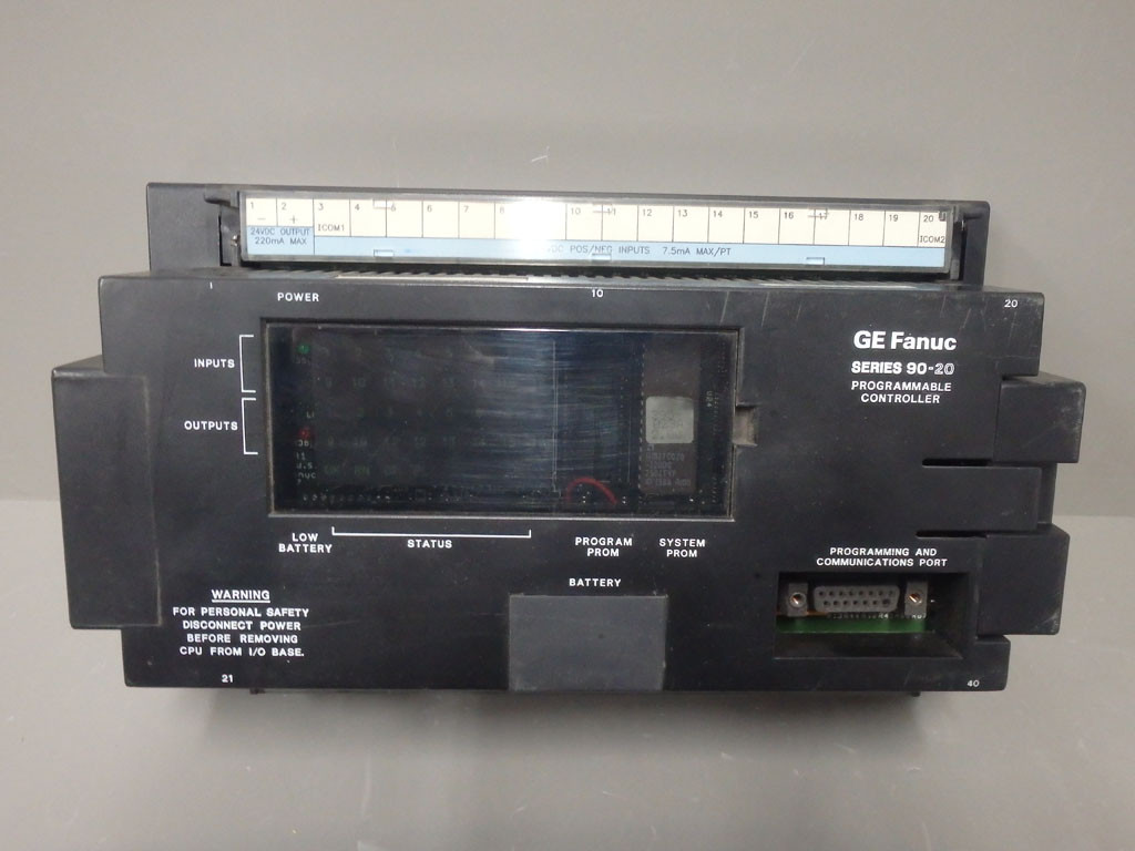 GE FANUC IC692CPU211D