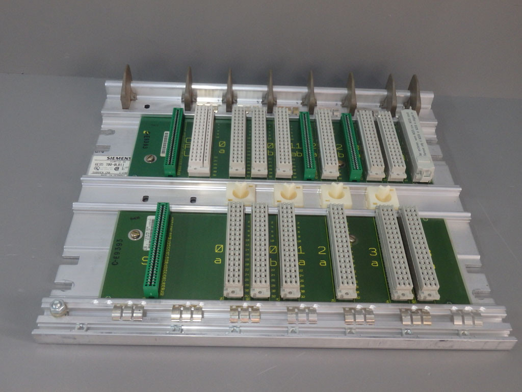 SIEMENS 6ES5700-0LB11