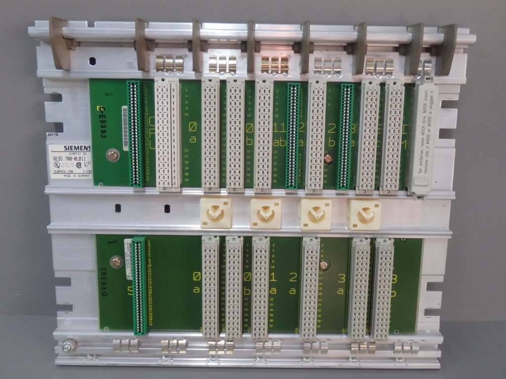 SIEMENS 6ES5700-0LB11