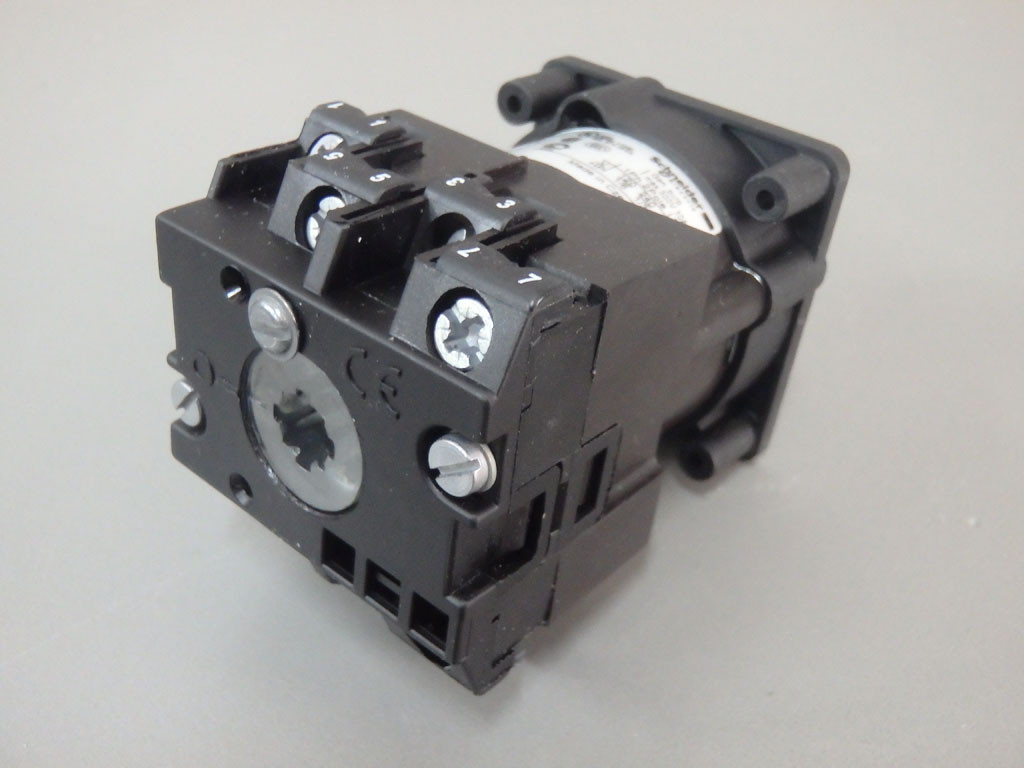 SCHNEIDER  K1D004QLH