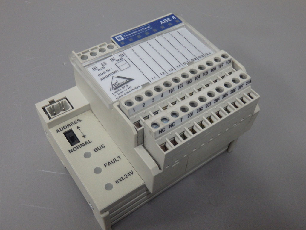 TÉLÉMÉCANIQUE  ABE8-S44SBB0