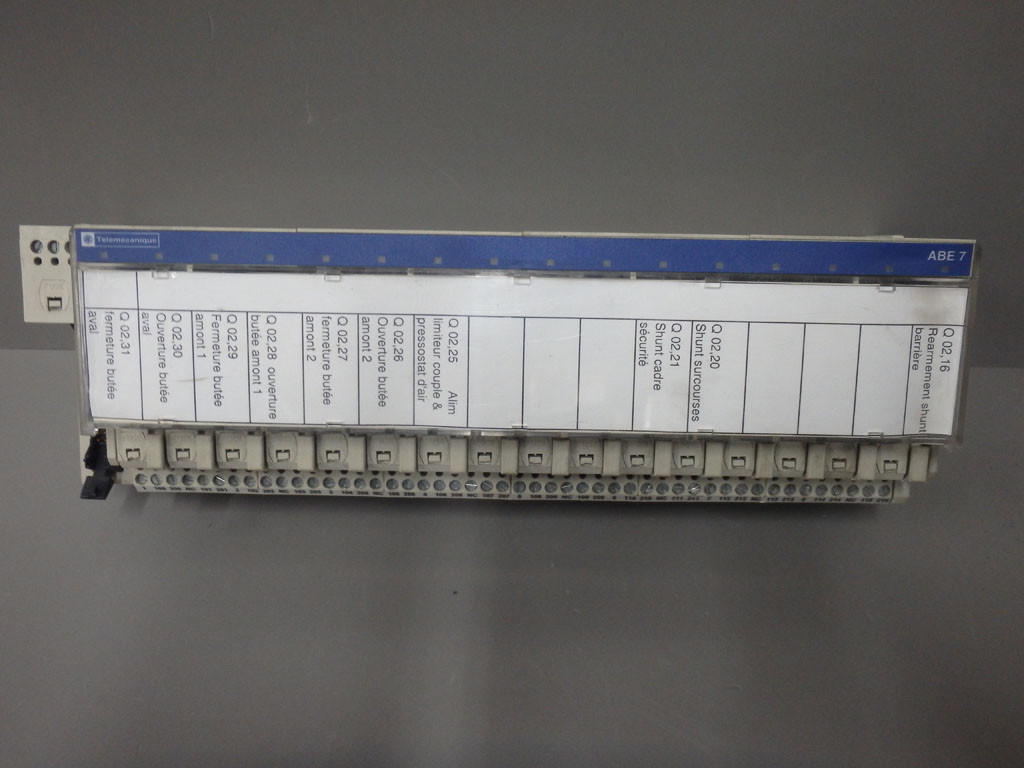 TÉLÉMÉCANIQUE  ABE7-P16T318