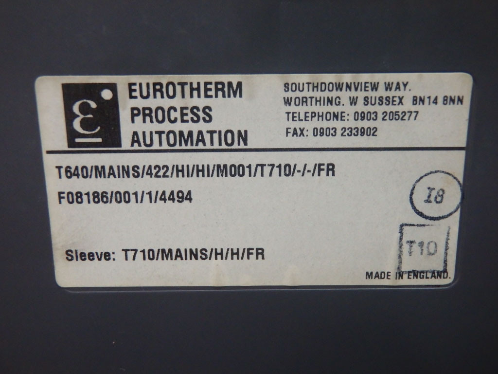 EUROTHERM T640/MAINS/422/HI/HI/M001/T710/-/-/FR