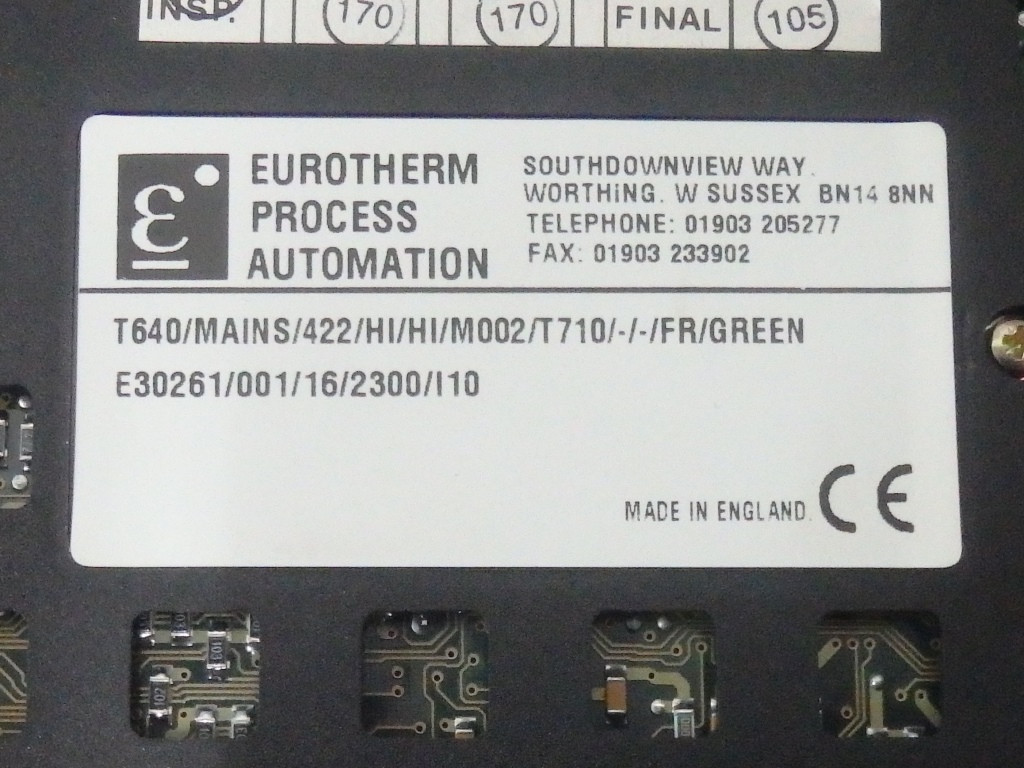 EUROTHERM T640/MAINS/422/HI/HI/M002/T710/-/-/FR