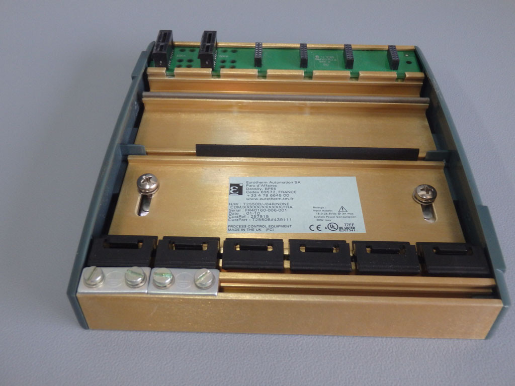 EUROTHERM T2550B/-/04R/NONECDM/XXXXX/XXXXXX/FRA