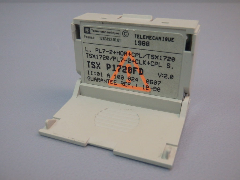 TÉLÉMÉCANIQUE  TSXP1720FD