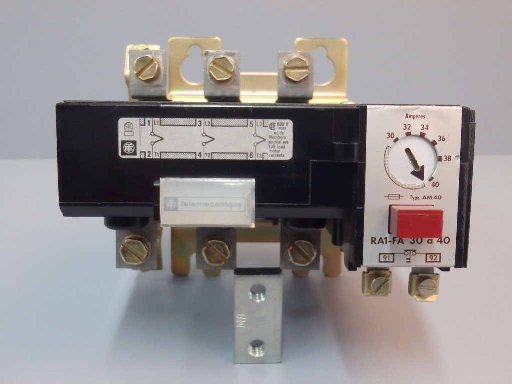 TÉLÉMÉCANIQUE  RA1/FA30-40