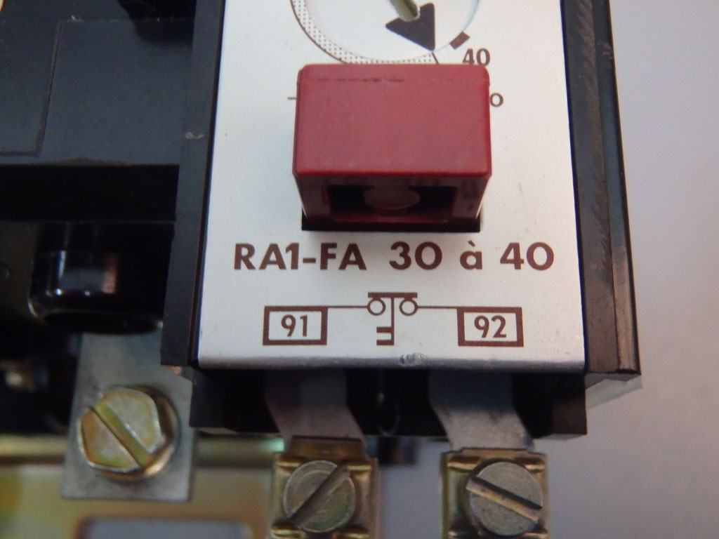 TÉLÉMÉCANIQUE  RA1/FA30-40