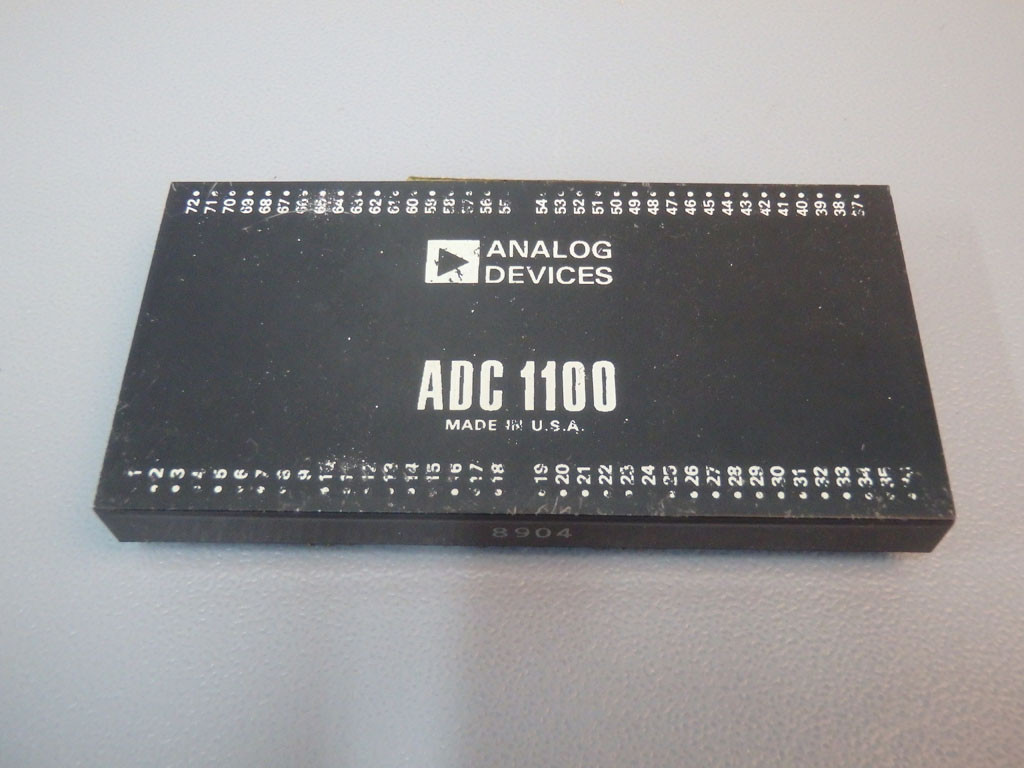 ADC ADC1100