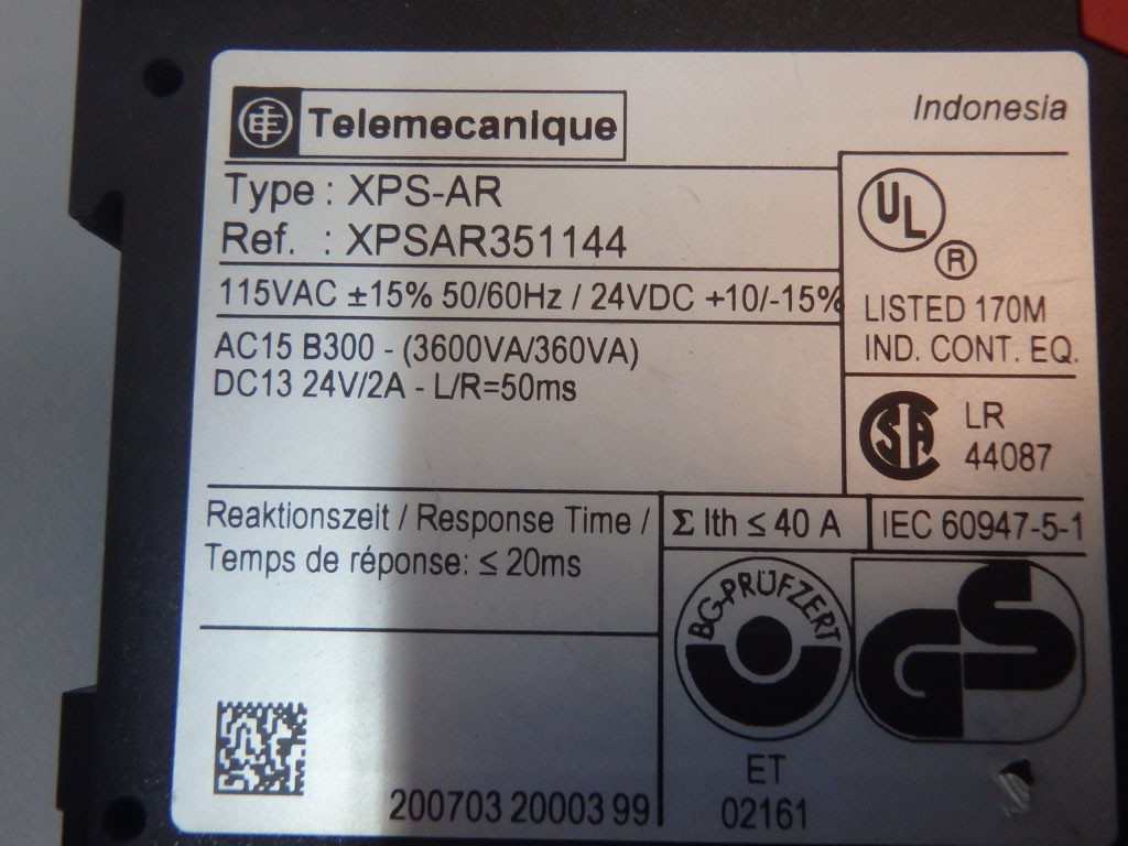 TÉLÉMÉCANIQUE  XPS-AR351144