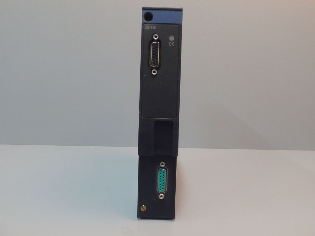 TÉLÉMÉCANIQUE  TSXLES120