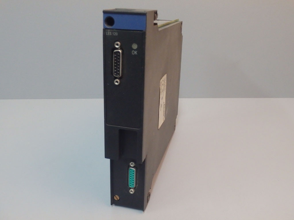 TÉLÉMÉCANIQUE  TSXLES120