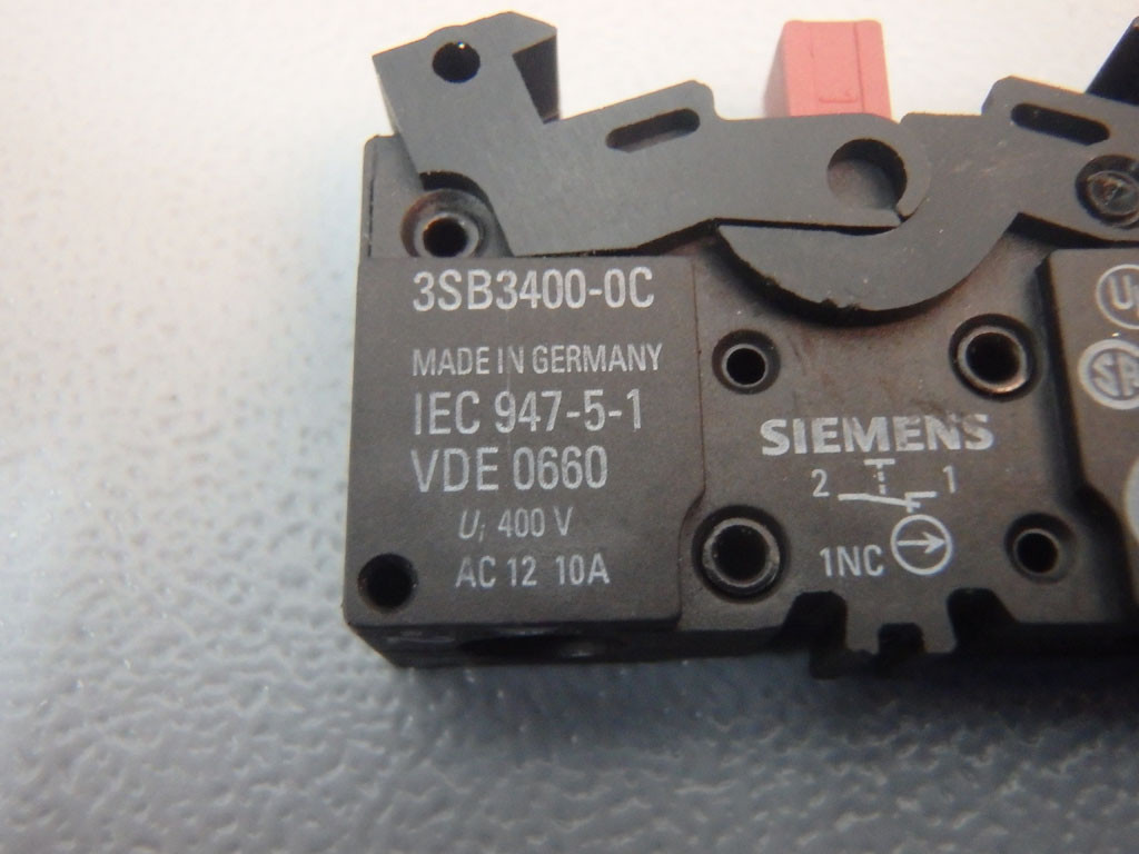 SIEMENS 3SB3400-0C