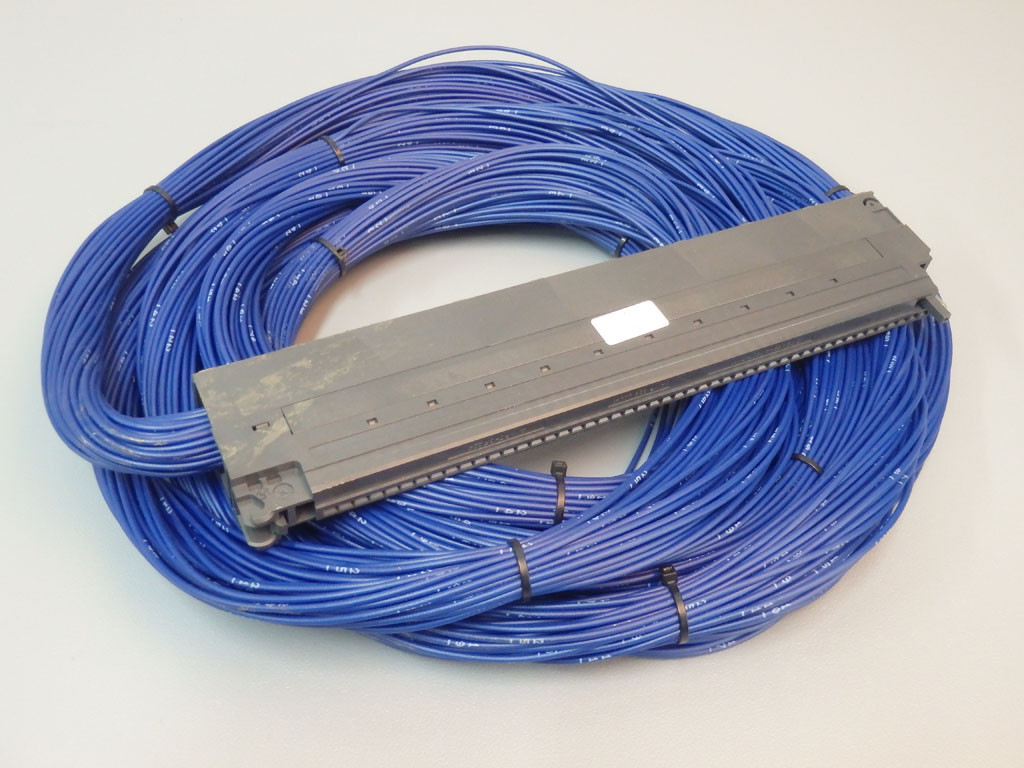 SIEMENS 6ES7922-4BF00-0AD0