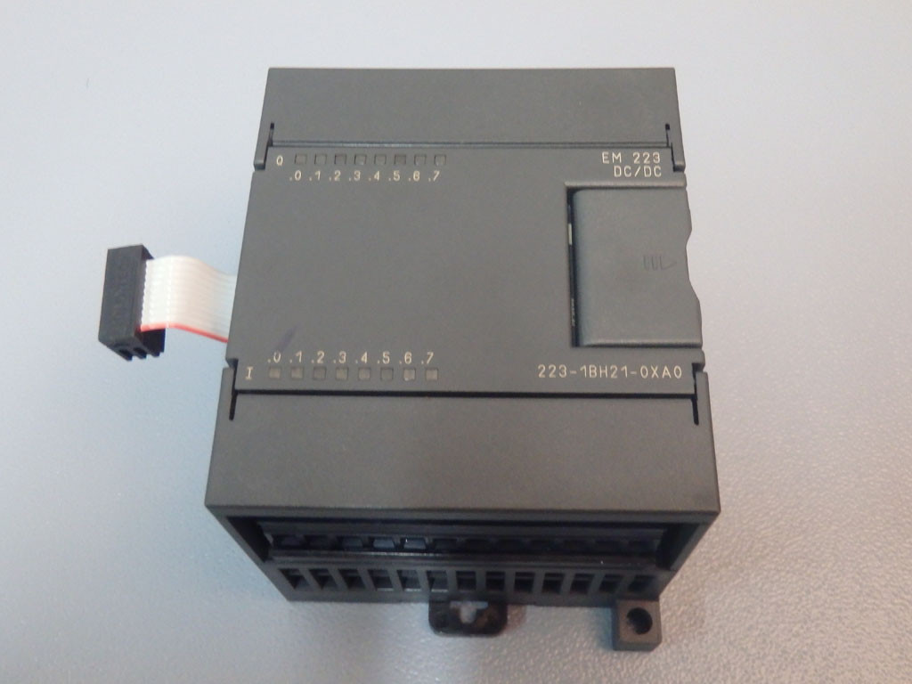 SIEMENS 6ES7223-1BH21-0XA0