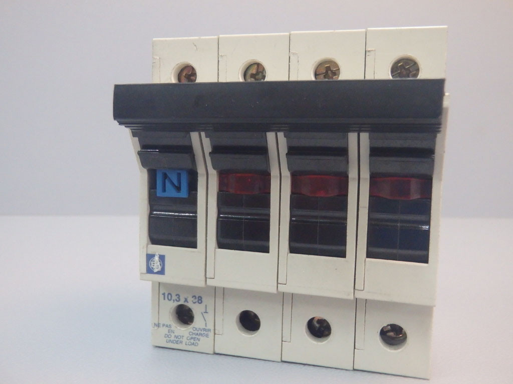 TÉLÉMÉCANIQUE  GK1-DH