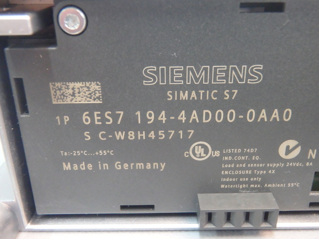 SIEMENS 6ES7194-4AD00-0AA0