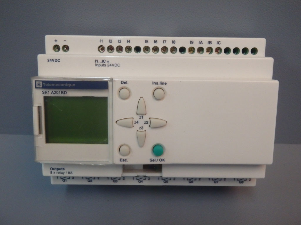 TÉLÉMÉCANIQUE  SR1A201BD