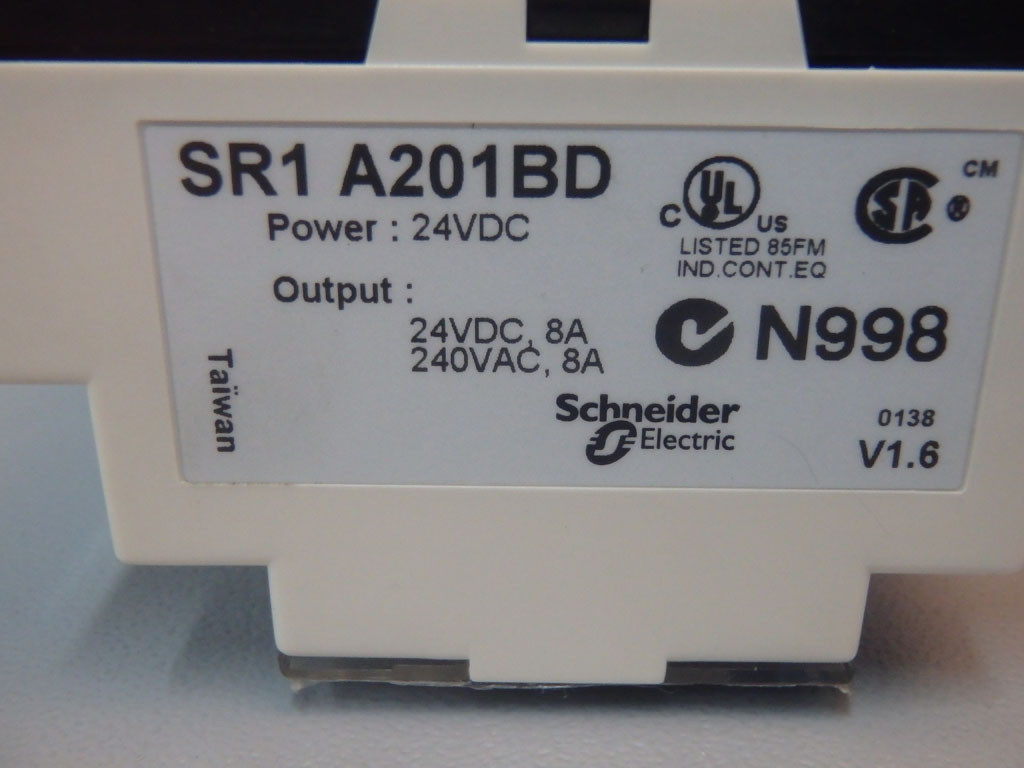 TÉLÉMÉCANIQUE  SR1A201BD