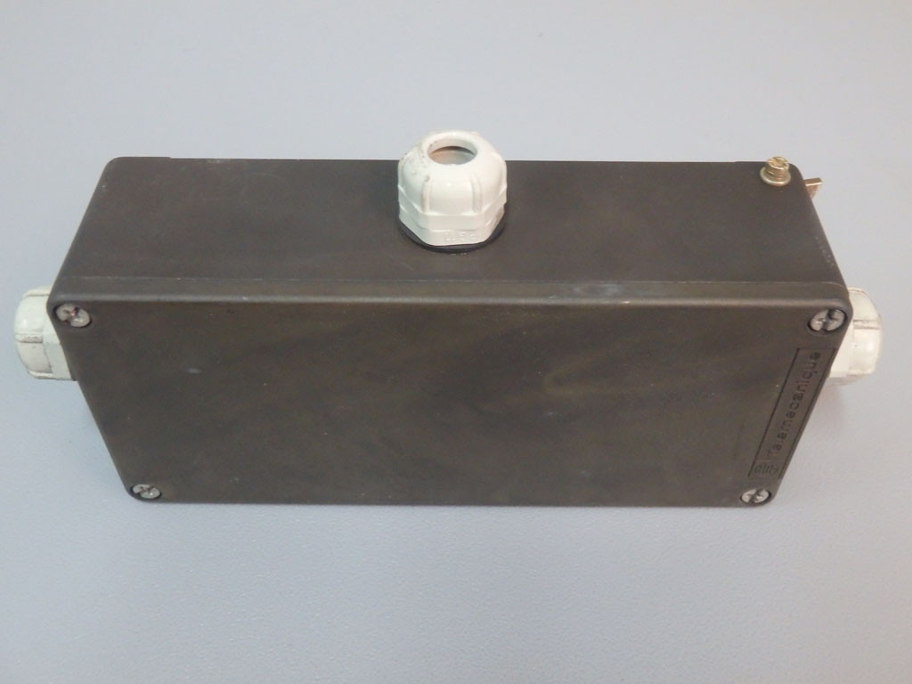 TÉLÉMÉCANIQUE  TSXLES805