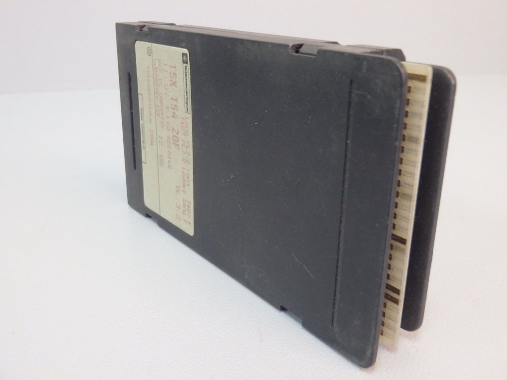 TÉLÉMÉCANIQUE  TSXTS420F