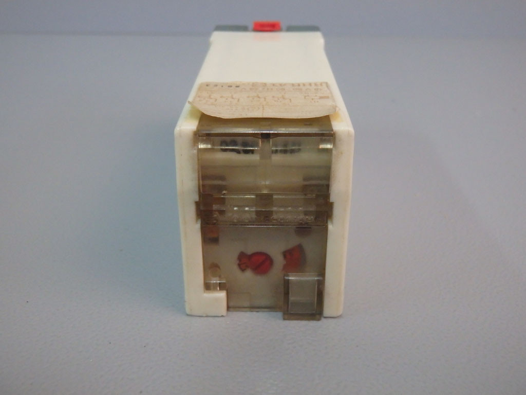 TÉLÉMÉCANIQUE  RHR41