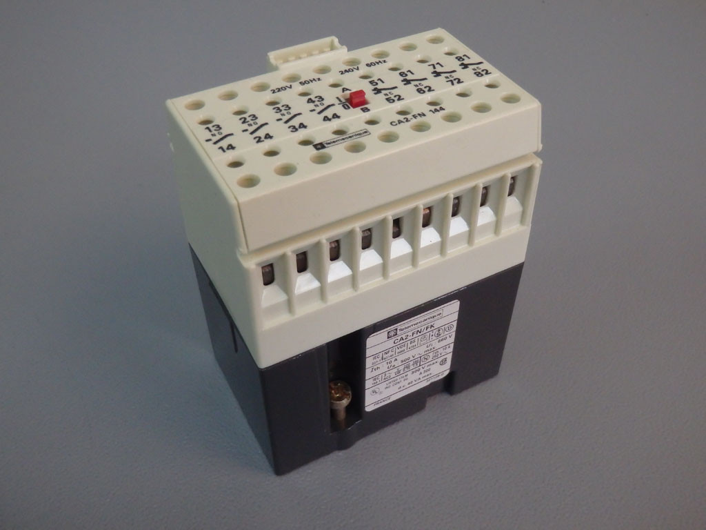 TÉLÉMÉCANIQUE  CA2-FN/FK