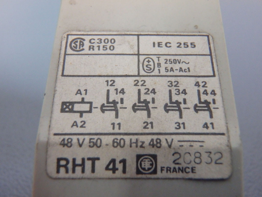 TÉLÉMÉCANIQUE  RHT41