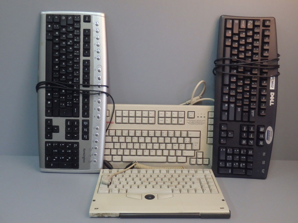 CLAVIER DIVERS CLAVIER