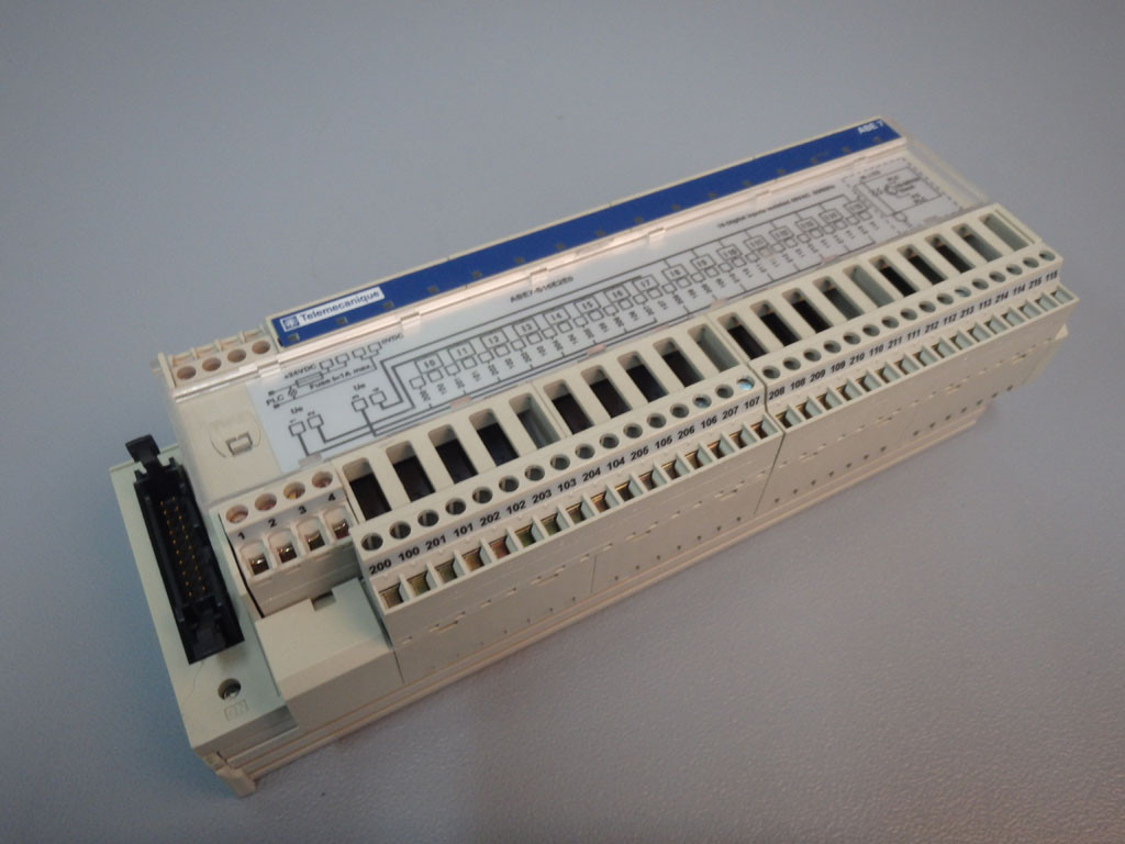 TÉLÉMÉCANIQUE  ABE7-S16E2E0