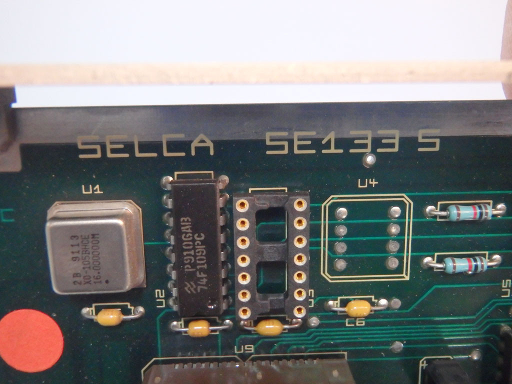 SELCA  SE133S