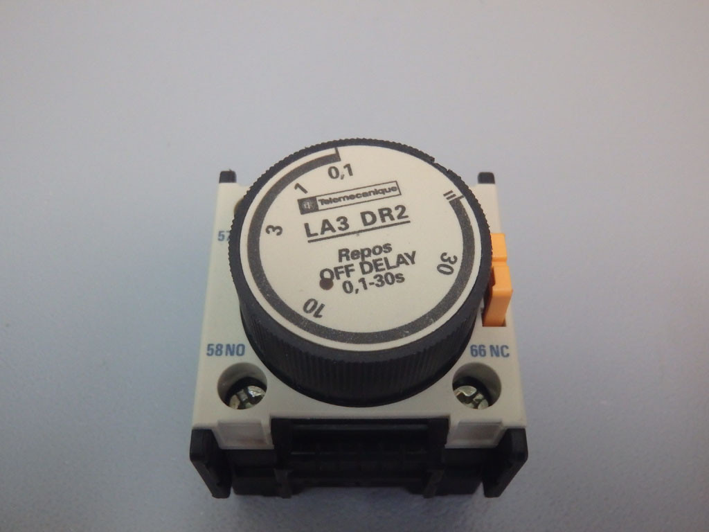 TÉLÉMÉCANIQUE  LA3DR2