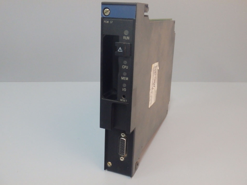 TÉLÉMÉCANIQUE  TSXPCM37