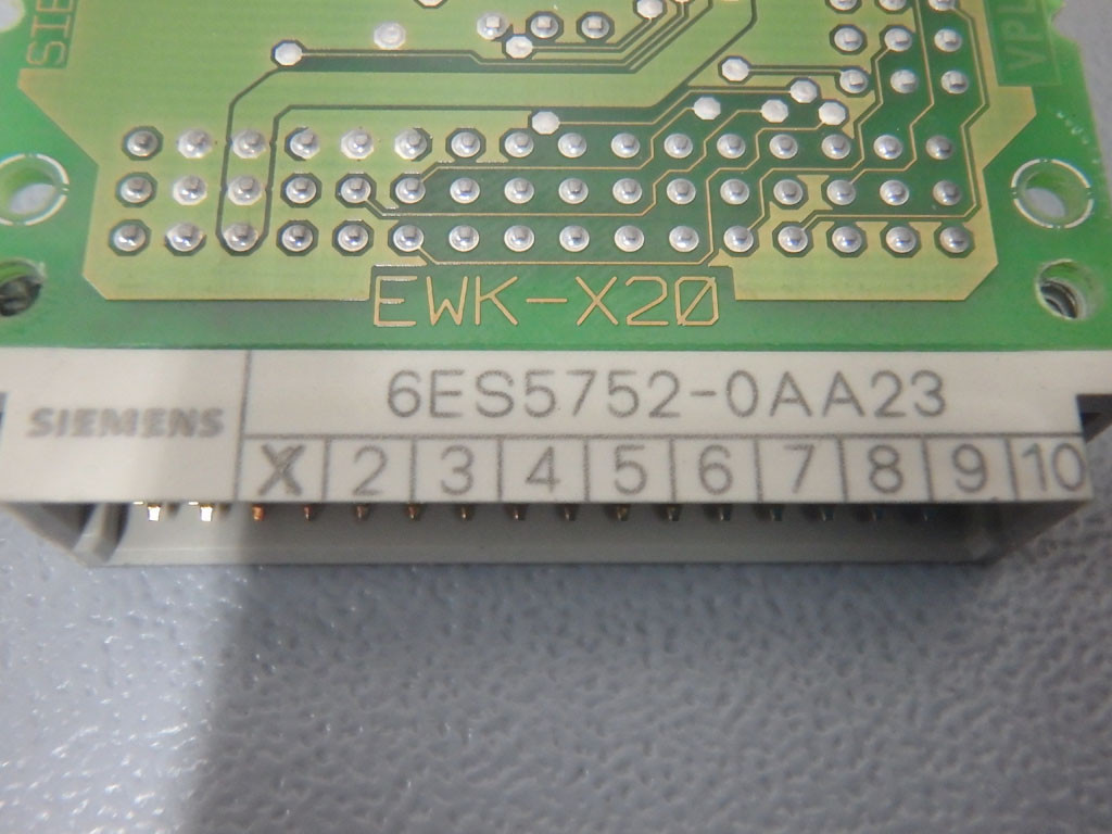SIEMENS 6ES5752-0AA23