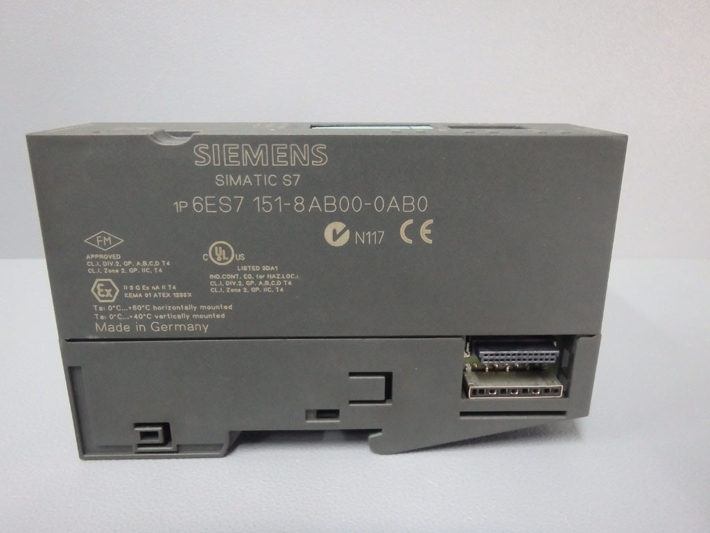 SIEMENS 6ES7151-8AB00-0AB0